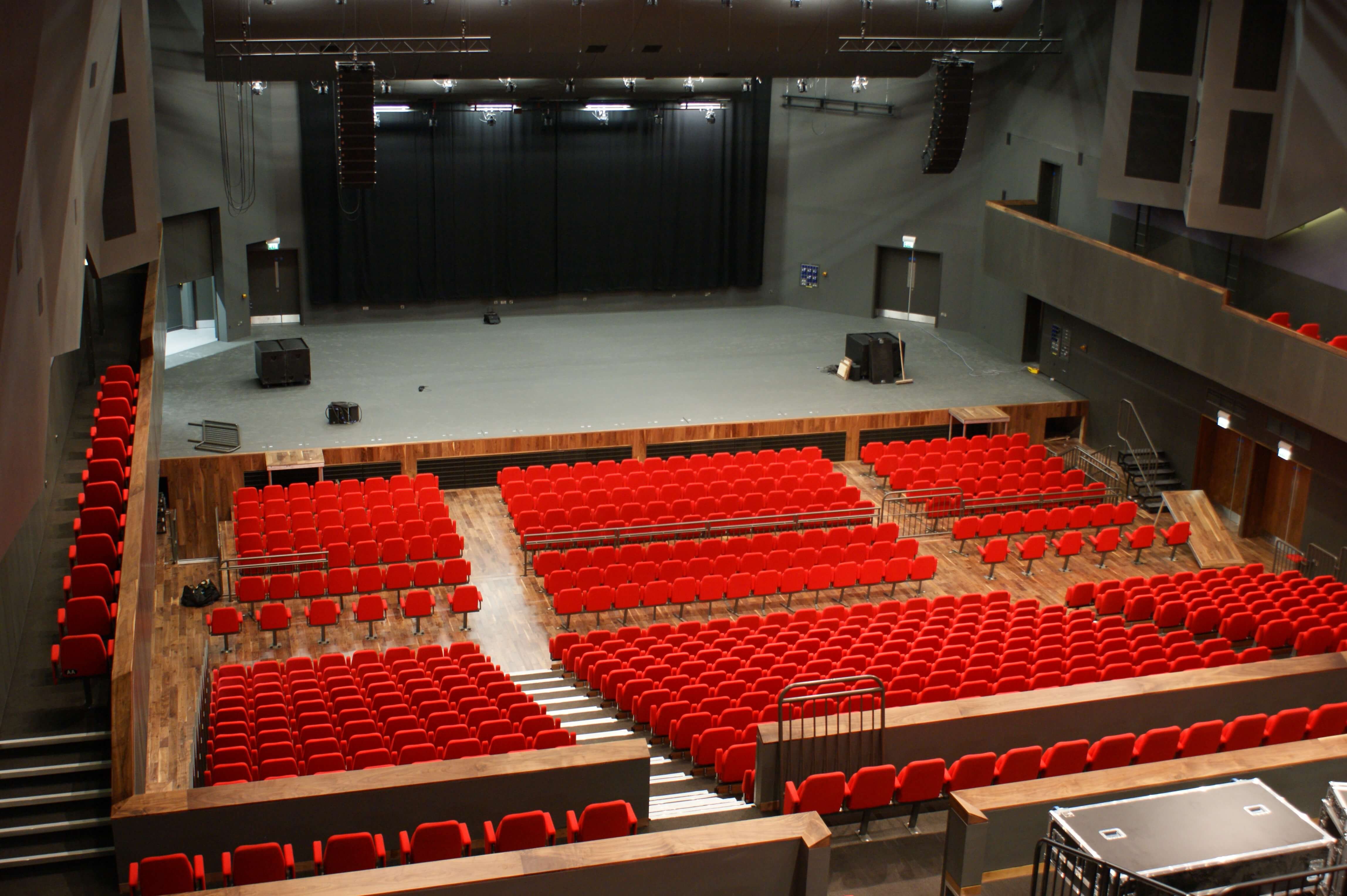 🎭 시어터 그린 이미지 6